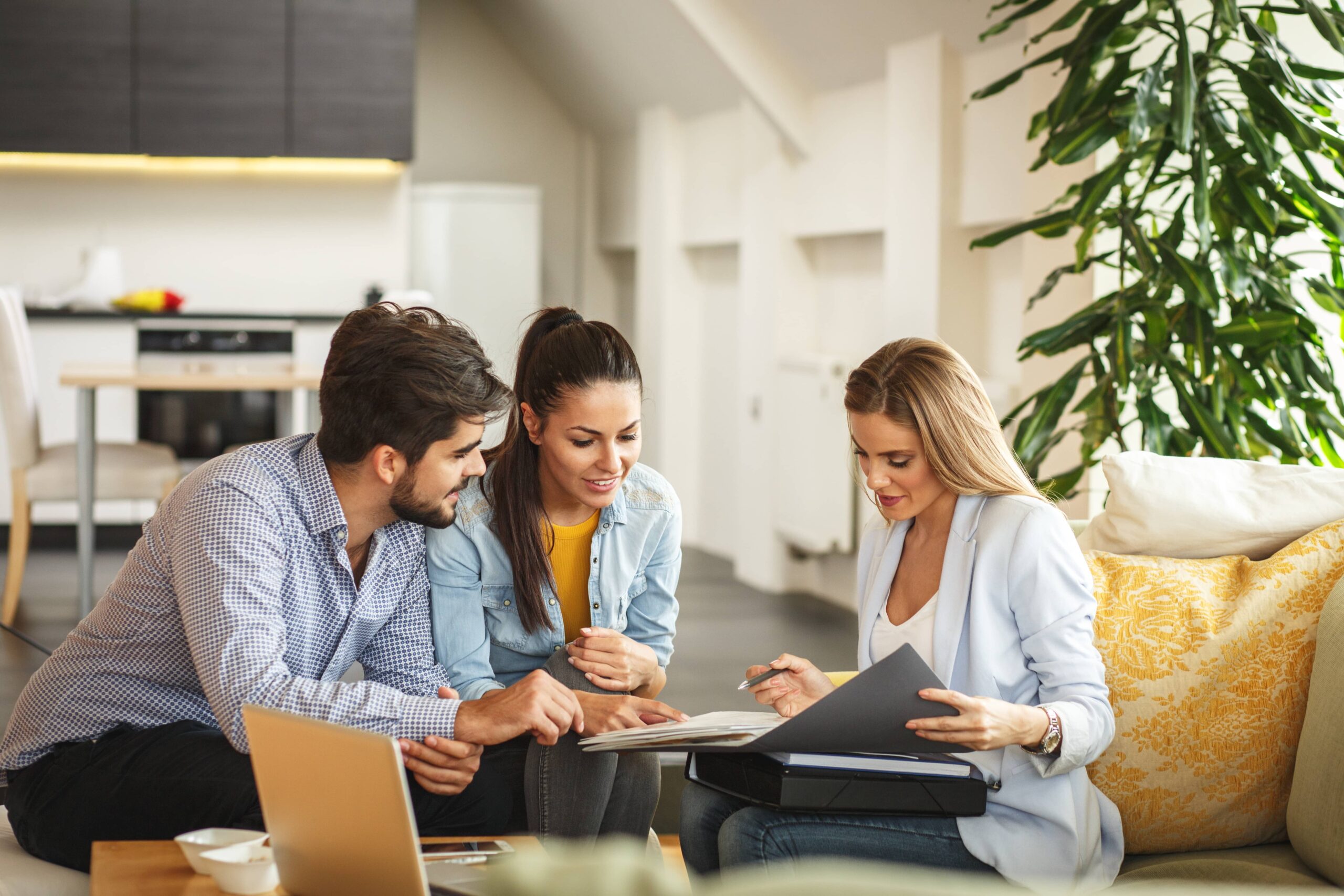 Que choisir comme assurance garde meuble ? Nos explications et conseils 1Box